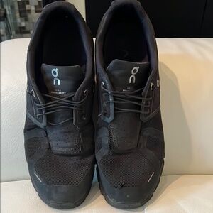 On Running Men's Black Shoes Cloud 5